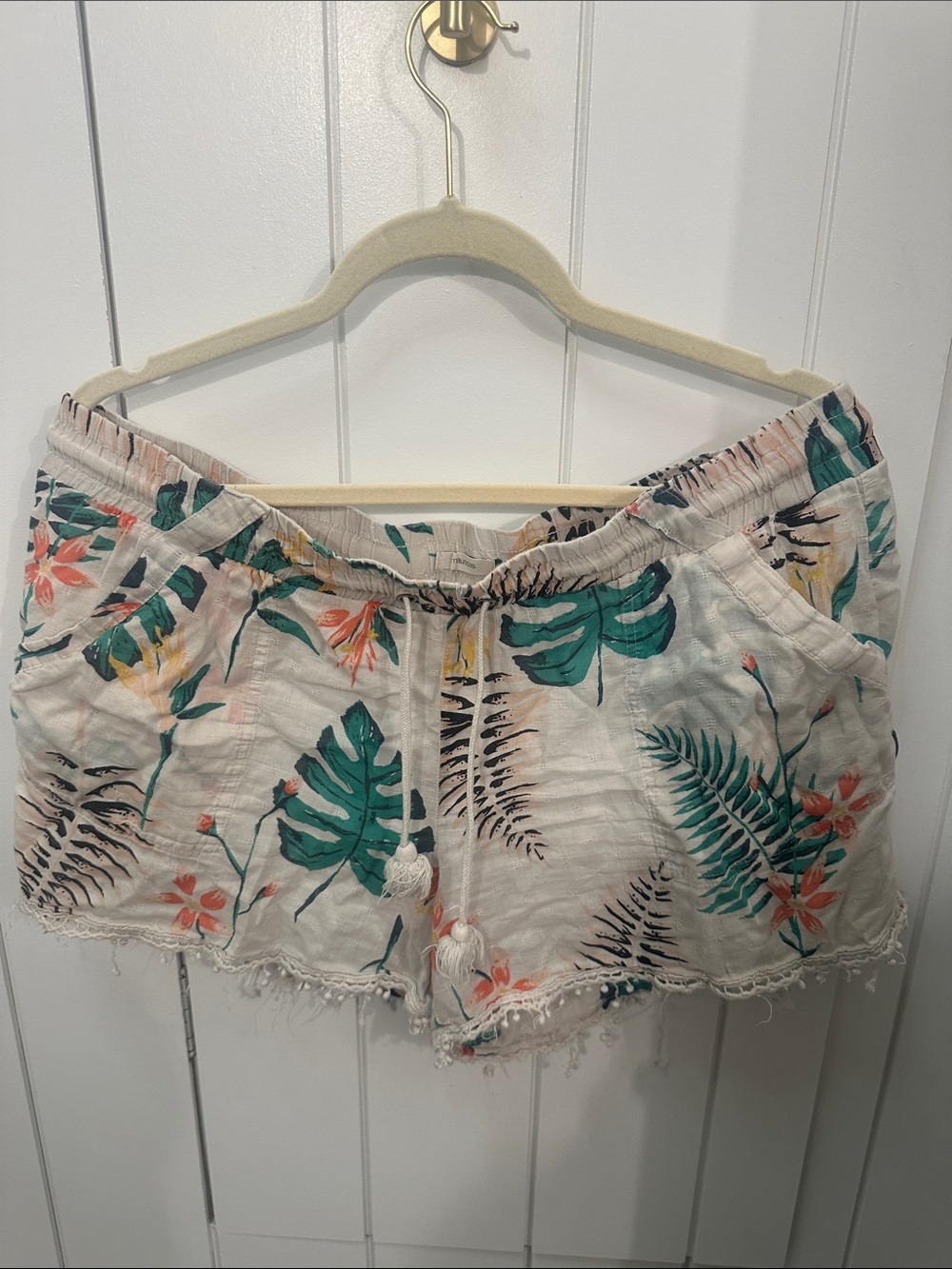 Maurices Tropical Leaf Print High Waist Shorts - White/Green/Coral